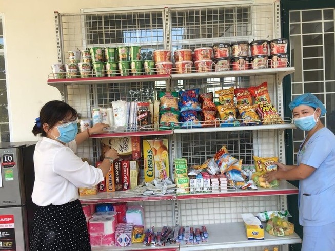 Siêu thị 0 đồng cho người cách ly ở quận 2