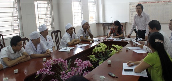 Mời chuyên gia tìm nguyên nhân khiến bé 11 tử vong