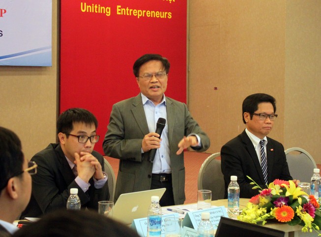'Luật mở nhưng các nghị định, thông tư đều bóp lại'
