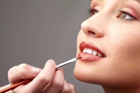 Đòi ly dị vì nhìn thấy mặt mộc của vợ sau khi cưới