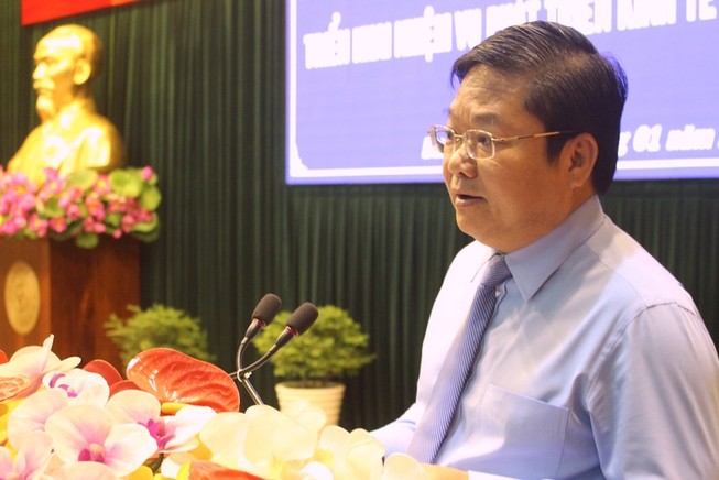 Ông Lê Văn Thinh, Bí thư Quận uỷ Bình Tân phát biểu tại hội nghị. Ảnh: LÊ THOA