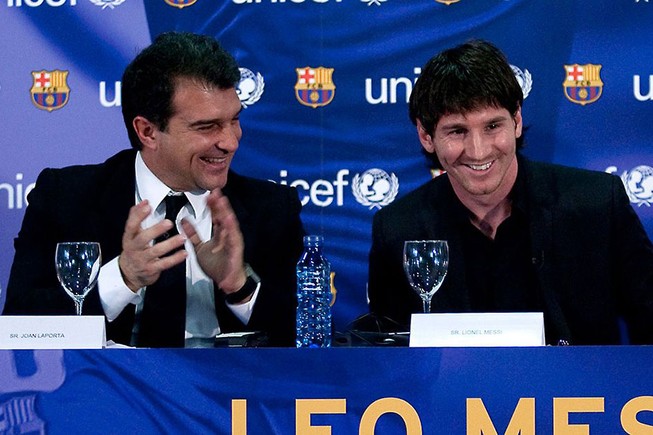 Ông Laporta và Messi khi Barcelona còn ở thời hoàng kim.