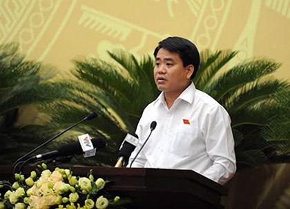 Hà Nội chi mỗi năm 53 tỉ đồng để... cắt cỏ ở đại lộ Thăng Long