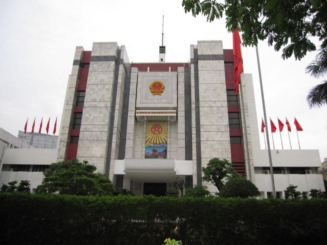 Chủ tịch Hà Nội ra chỉ thị cấm cán bộ tặng quà tết cấp trên