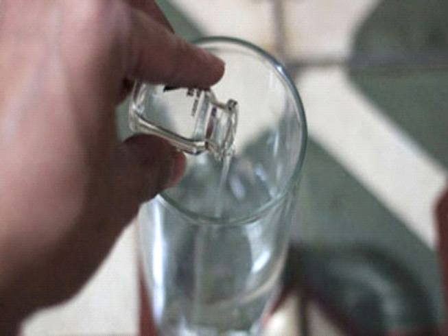Bị mẹ kế hạ độc bằng thuốc trừ sâu, bé 6 tuổi chết thảm