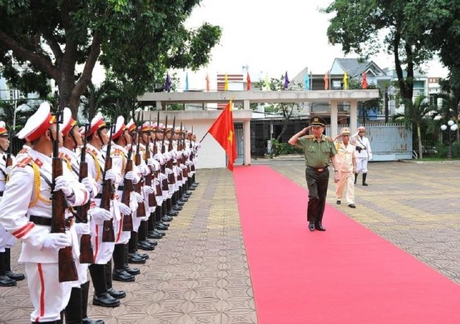 Bộ trưởng Tô Lâm làm việc với Kon Tum về chính quy công an xã