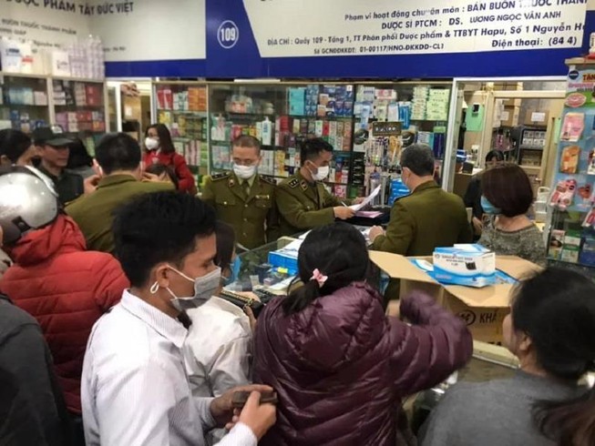 Lợi dụng dịch bệnh do virus Corona để gom khẩu trang