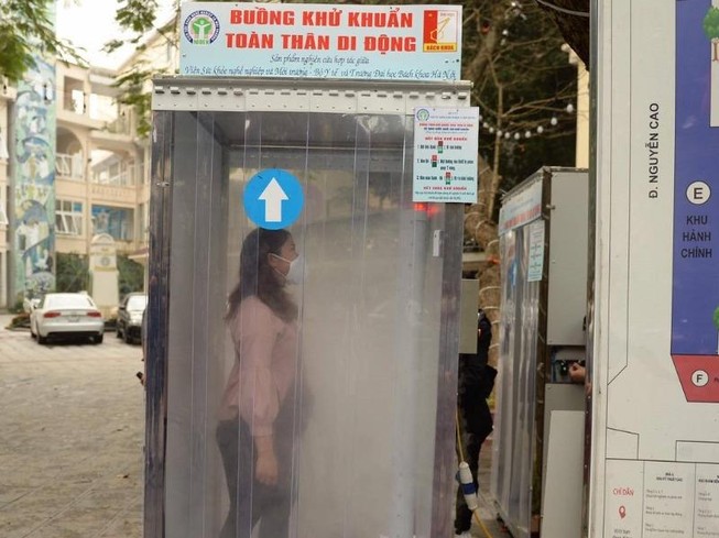 Buồng khử khuẩn phòng, chống COVID-19 'made in Việt Nam'