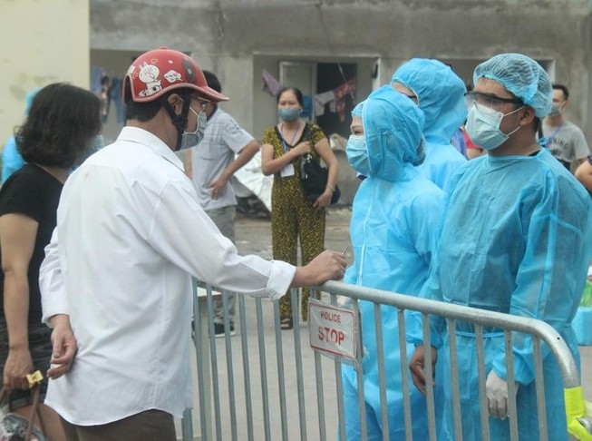 Nam thanh niên dương tính với COVID-19 sau 2 tháng xuất viện
