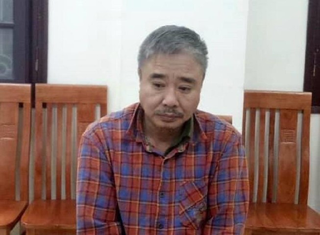 Tài xế xe ôm mạo danh công an 'chìm'