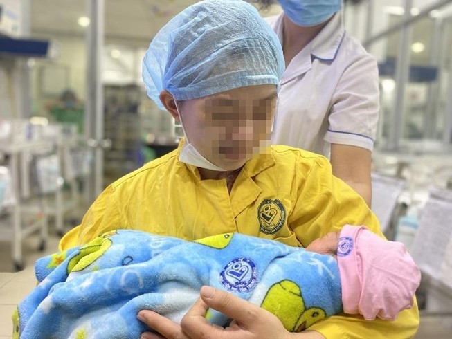 Kỳ tích: Cứu sống bà bầu bị tai nạn giao thông nghiêm trọng