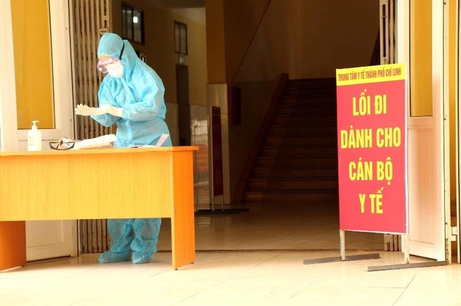 Hà Nội thêm 2 ca dương tính, trong đó có bé gái 1 tuổi