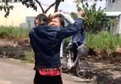 Xác minh làm rõ clip nữ sinh lớp 9 đánh nhau đến ngất xỉu
