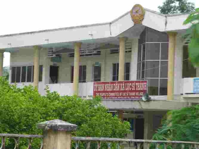Lại treo cổ chết tại trụ sở Công an xã