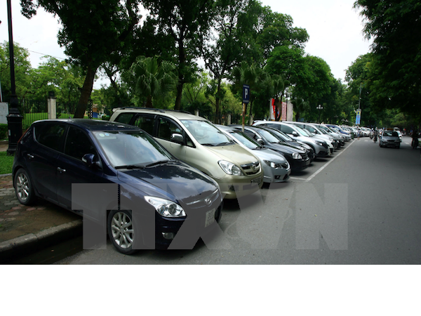Sẽ áp thuế tiêu thụ “đặc biệt cao” với một số dòng ôtô đến 9 chỗ