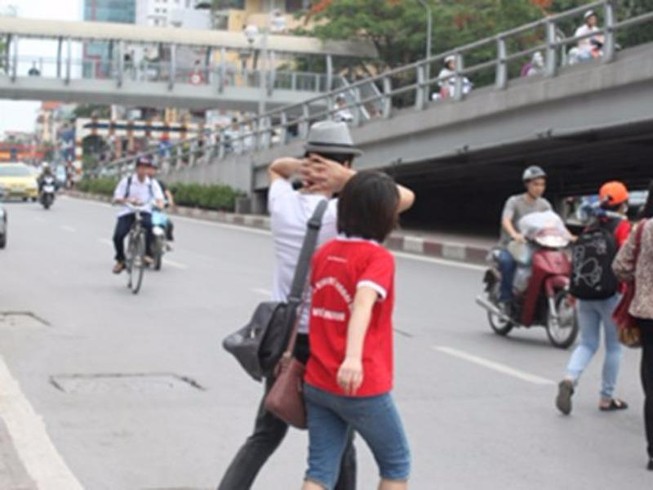 Đi bộ cũng phải đúng luật