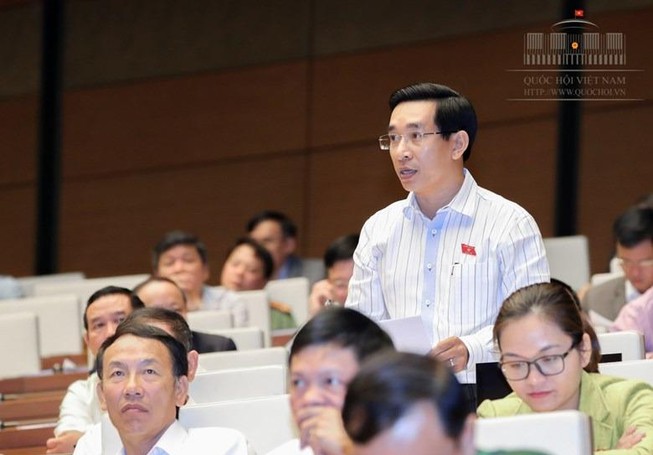 Tranh luận về đấu giá biển số đẹp