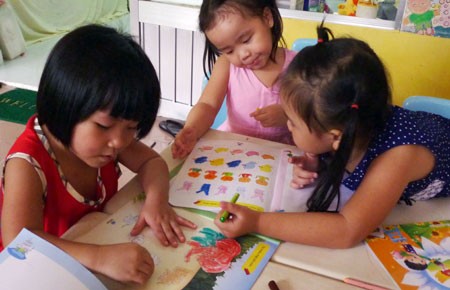 Khám tâm lý sáu trẻ bị cô giáo bạo hành