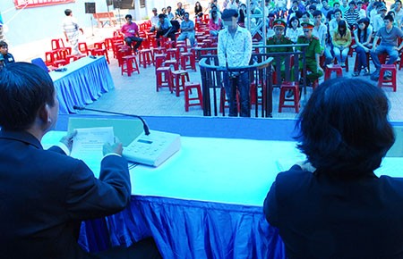 Chỉ mặt đặt tên tham nhũng ngành tư pháp