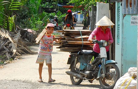 Cho xây dựng tạm trong dự án “treo”
