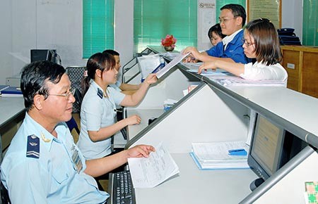500 tờ giấy cho năm phút thông quan
