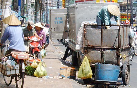 Tìm lối ra cho túi ni-lông thân thiện môi trường