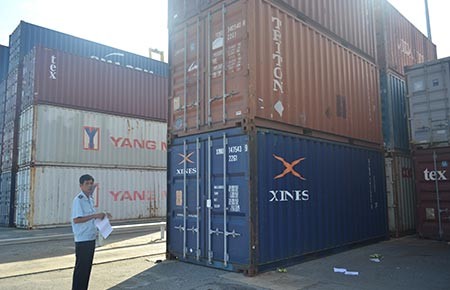 Nghi lách luật để nhập siêu xe
