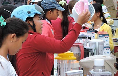 Đảo Lý Sơn: Có điện lưới, hàng điện máy ‘cháy hàng’