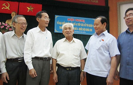 Cử tri bức xúc vụ đường cao tốc tỉ đô lún, nứt