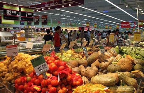 Siêu thị rục rịch giảm giá