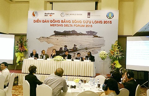 'Nuôi hàng triệu dân thế giới nhưng mình lại nghèo'