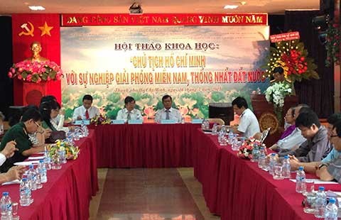 Dấu ấn lãnh tụ qua đường Hồ Chí Minh trên biển