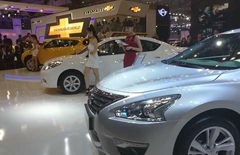11 tháng, người Việt bỏ ra 5,3 tỉ USD mua ô tô