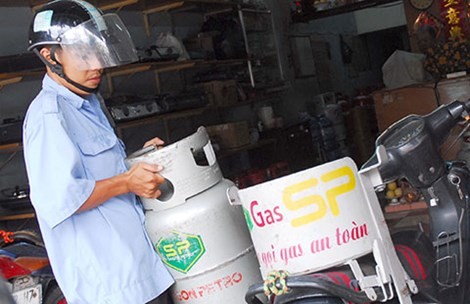 Giá gas đồng loạt tăng mạnh