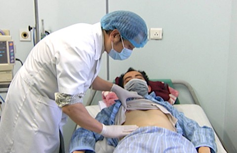 Hà Nội lại hết vaccine viêm não mô cầu