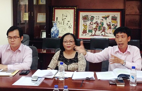 Cho nghỉ việc hàng loạt, ĐH Hùng Vương nói làm đúng quy trình