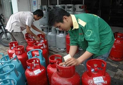 Giá gas lại tăng thêm 5.500 đồng/bình