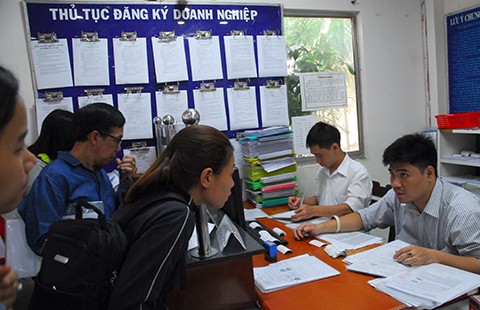 Bộ trưởng phải gỡ bỏ ‘hòn đá tảng’ giấy phép con