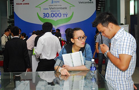 Người vay gói 30.000 tỉ phải chịu lãi suất thương mại?