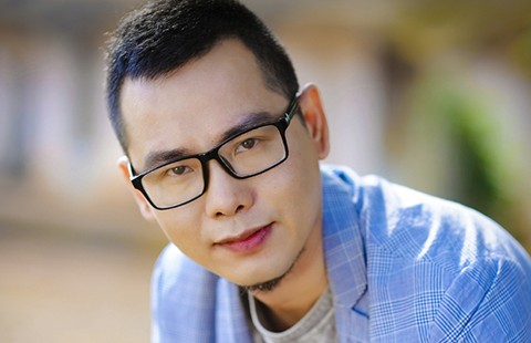 Trường Kha ‘một lần ngồi dưới phố’