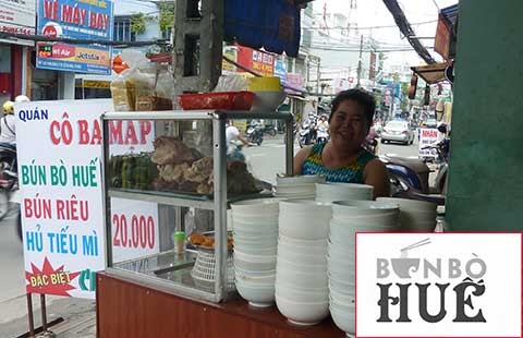 Không có chuyện muốn bán bún bò Huế phải ra Huế xin phép