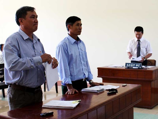 Thầy giáo bị giam oan thắng kiện hiệu trưởng