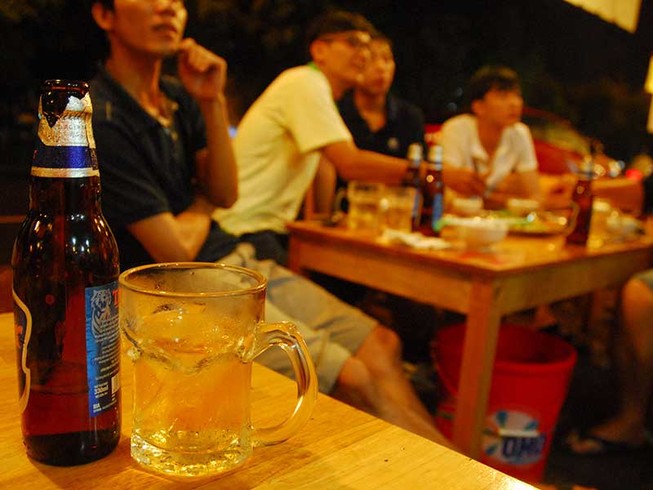 Đừng trở thành quốc gia ‘say xỉn’