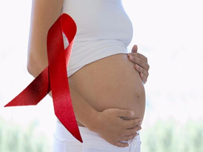 TP.HCM tái gia tăng trẻ lây nhiễm HIV từ mẹ