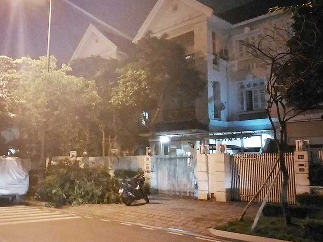 Nghi can vào biệt thự gí súng cướp tài sản sa lưới
