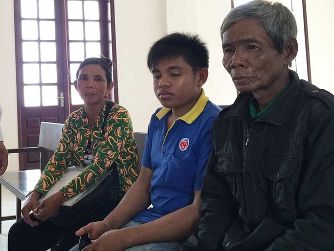 Chau Sum muốn về nhà!