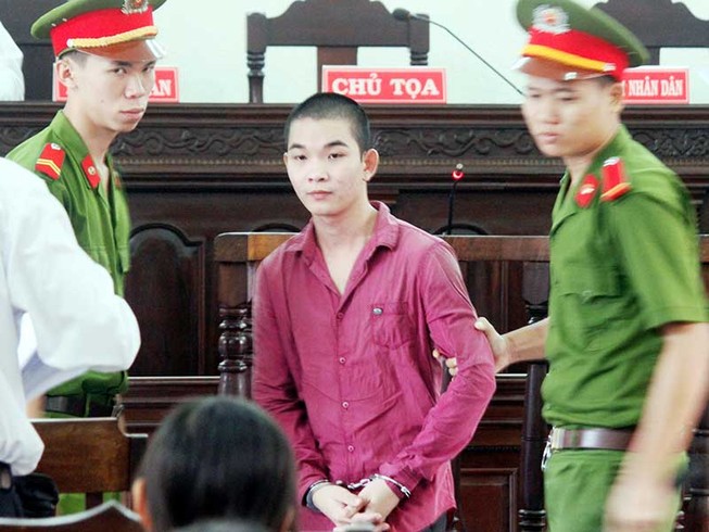 Thủ phạm ‘tắm chung’ được xử nhẹ nhờ luật mới