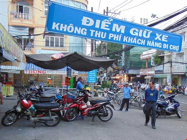 ‘Ngồi bàn ghế để chỉ đạo là không ăn thua’