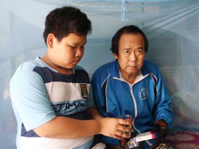 Bạn đọc sưởi ấm trái tim thầy giáo Hải