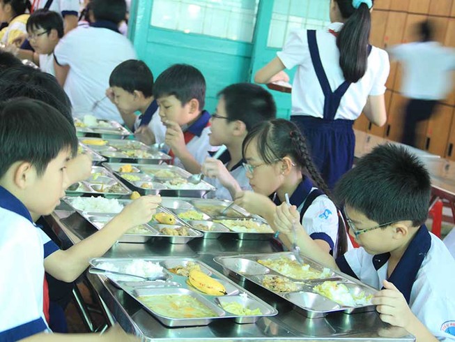 Cải thiện dinh dưỡng qua dự án ‘Bữa ăn học đường’